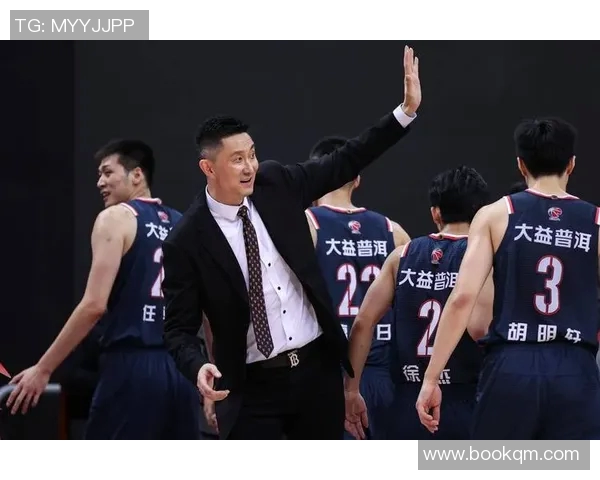 广州男篮外援约翰-埃格伯努助球队夺冠的传奇故事